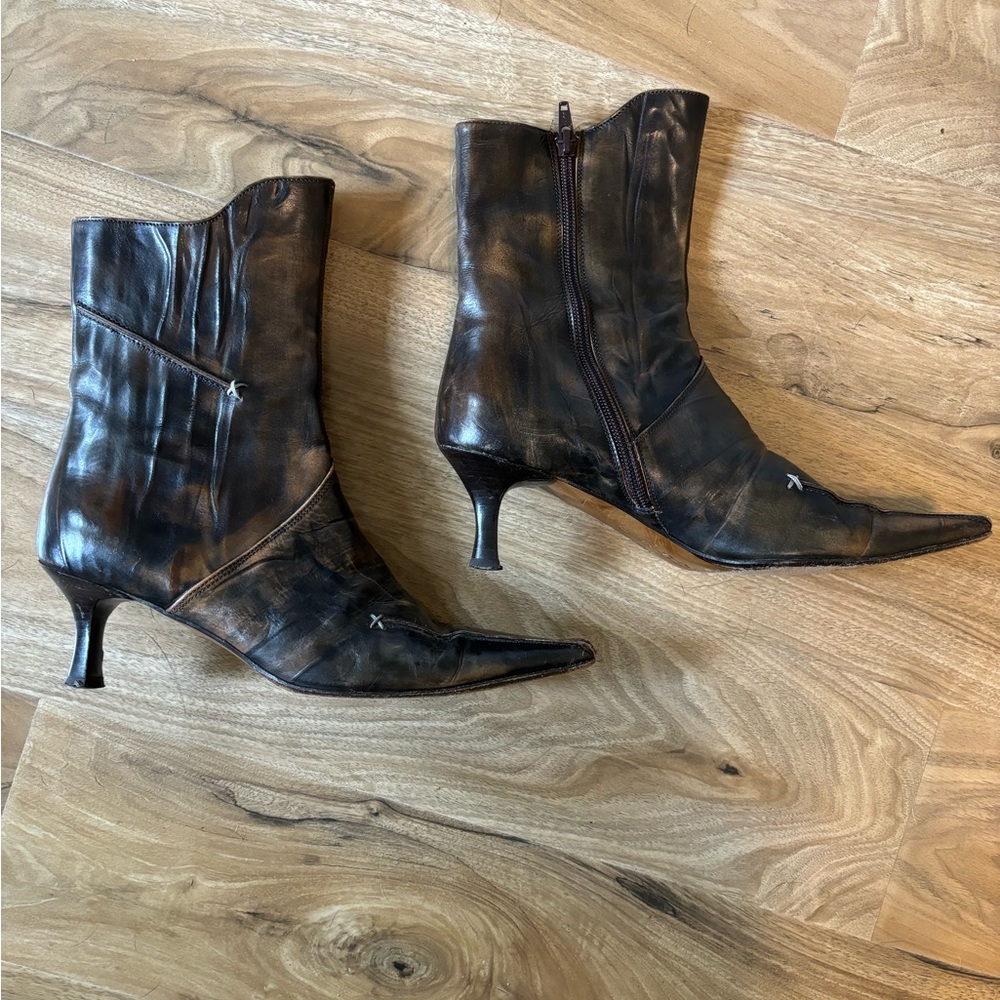 Vintage Versani Italian Leather Ankle Boots.